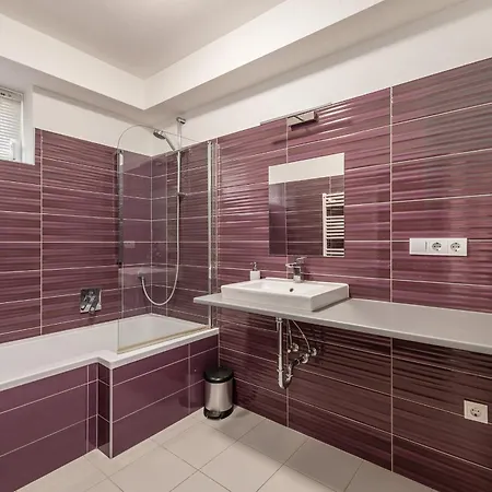 Dreamhouse 1 - By Mynests *