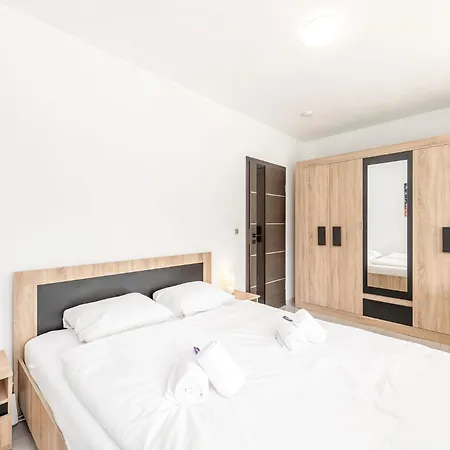 Dreamhouse 1 - By Mynests * Grobming