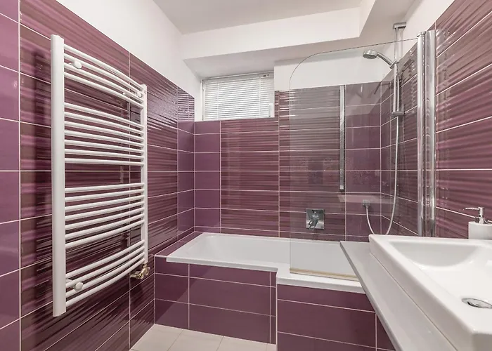 Dreamhouse 1 - By Mynests غوربمينغ